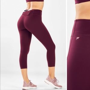 Fabletics Trinity High-Waisted Pocket Capri in Burgundy